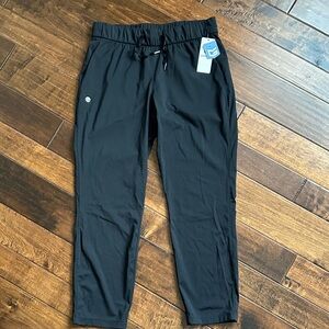 NEW! Women's Black 7/8ths ankle Golf or Casual Pants